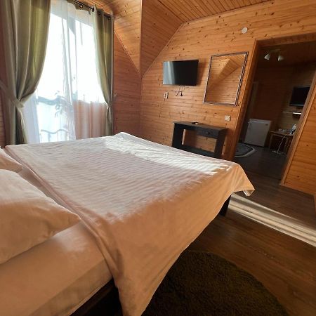 Боброва-Хата Svityaz' Ngoại thất bức ảnh